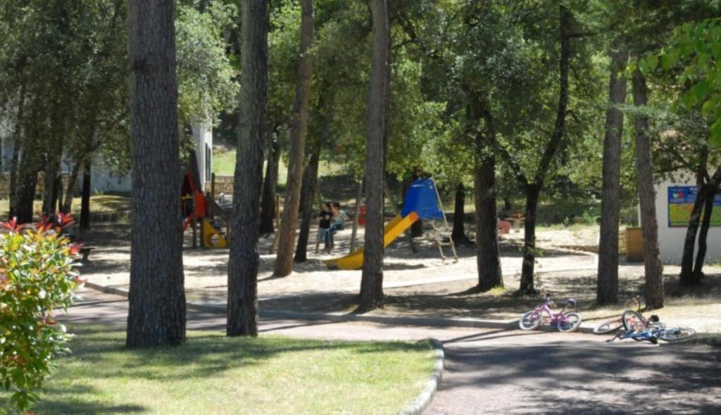 Camping Ocean Vacances Saint-Georges-de-Didonne Exterior photo